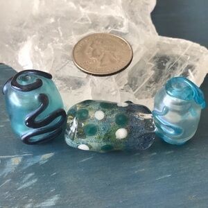Handmade OOAK Glass Bead Lot of 3💙